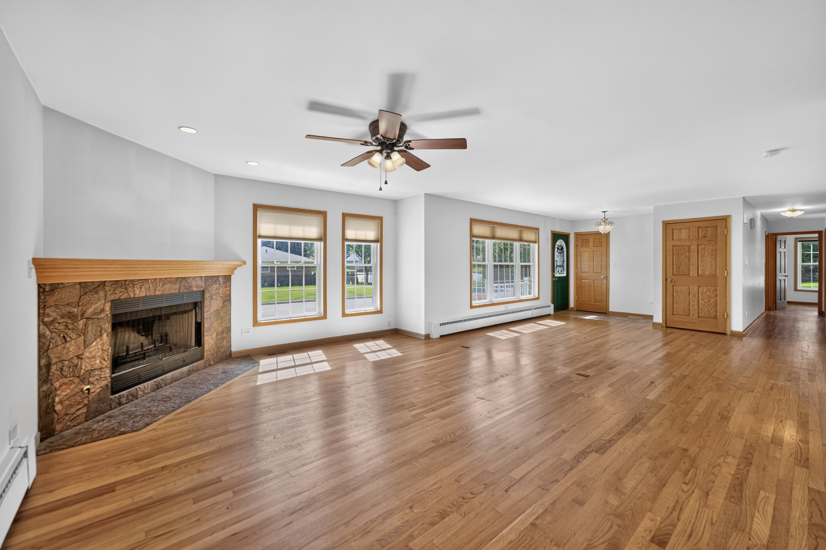 1142 S Cornell Avenue Property Photo 4