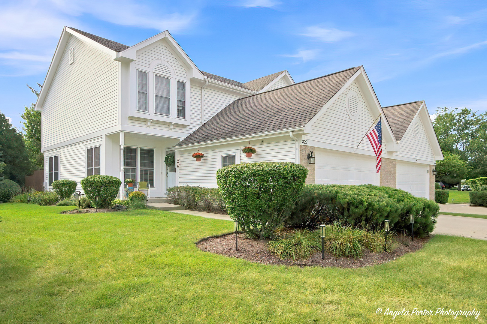827 Stonebridge Lane Property Photo 1