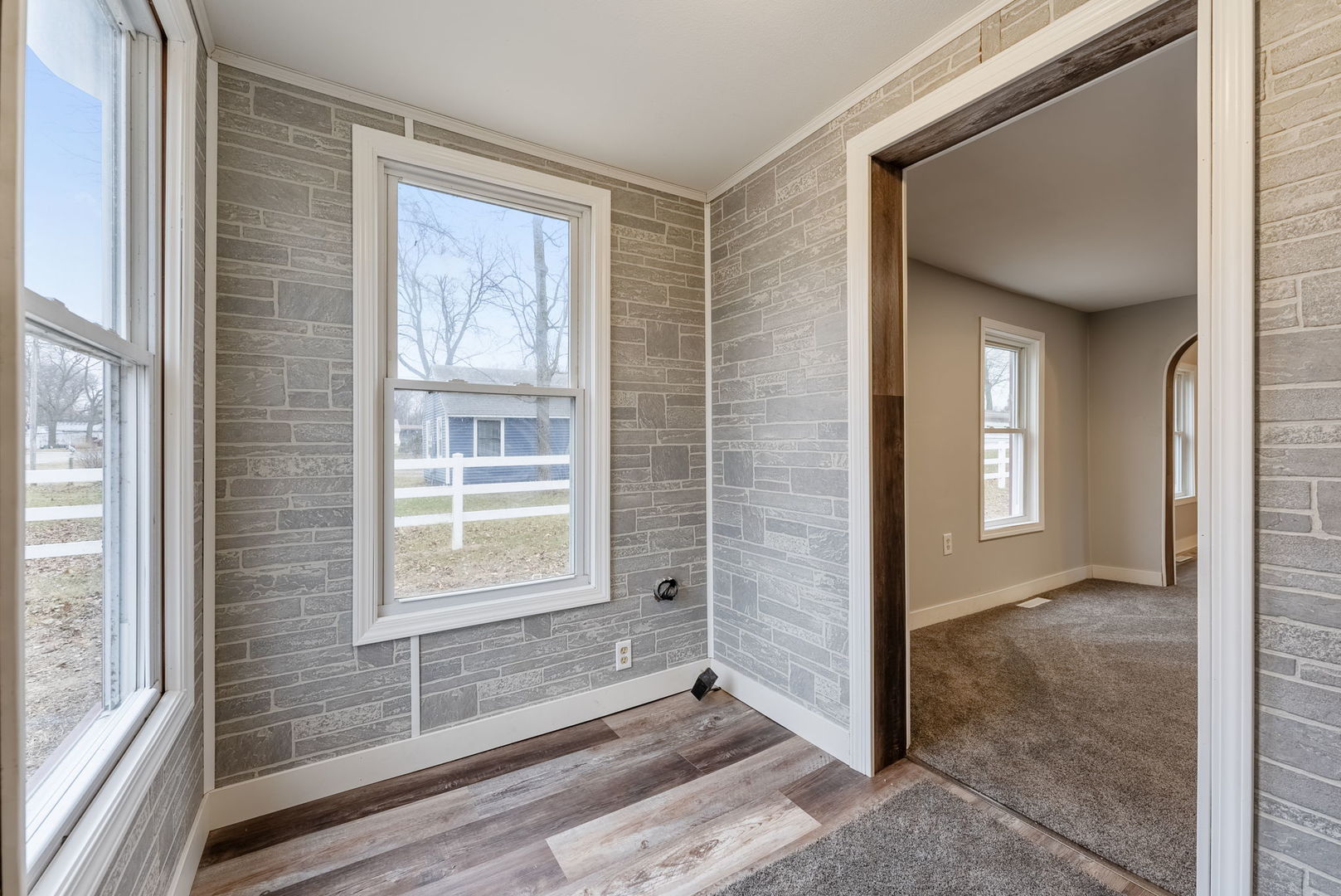 410 2nd Street Property Photo 2