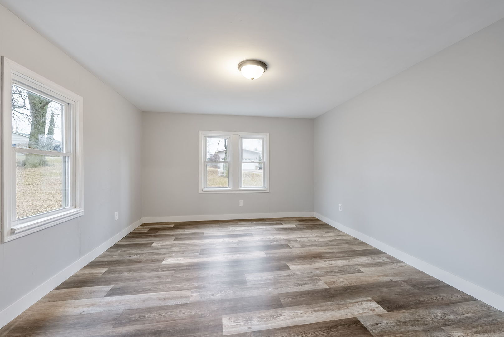 410 2nd Street Property Photo 8