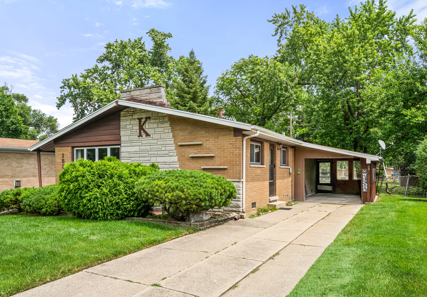 15247 Ridgeway Avenue Property Photo 1