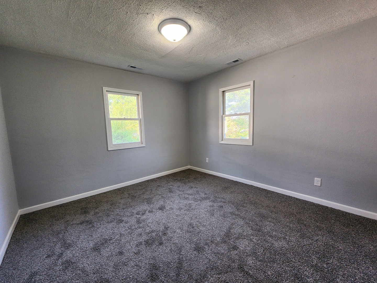 113 N Cambria Street Property Photo 7