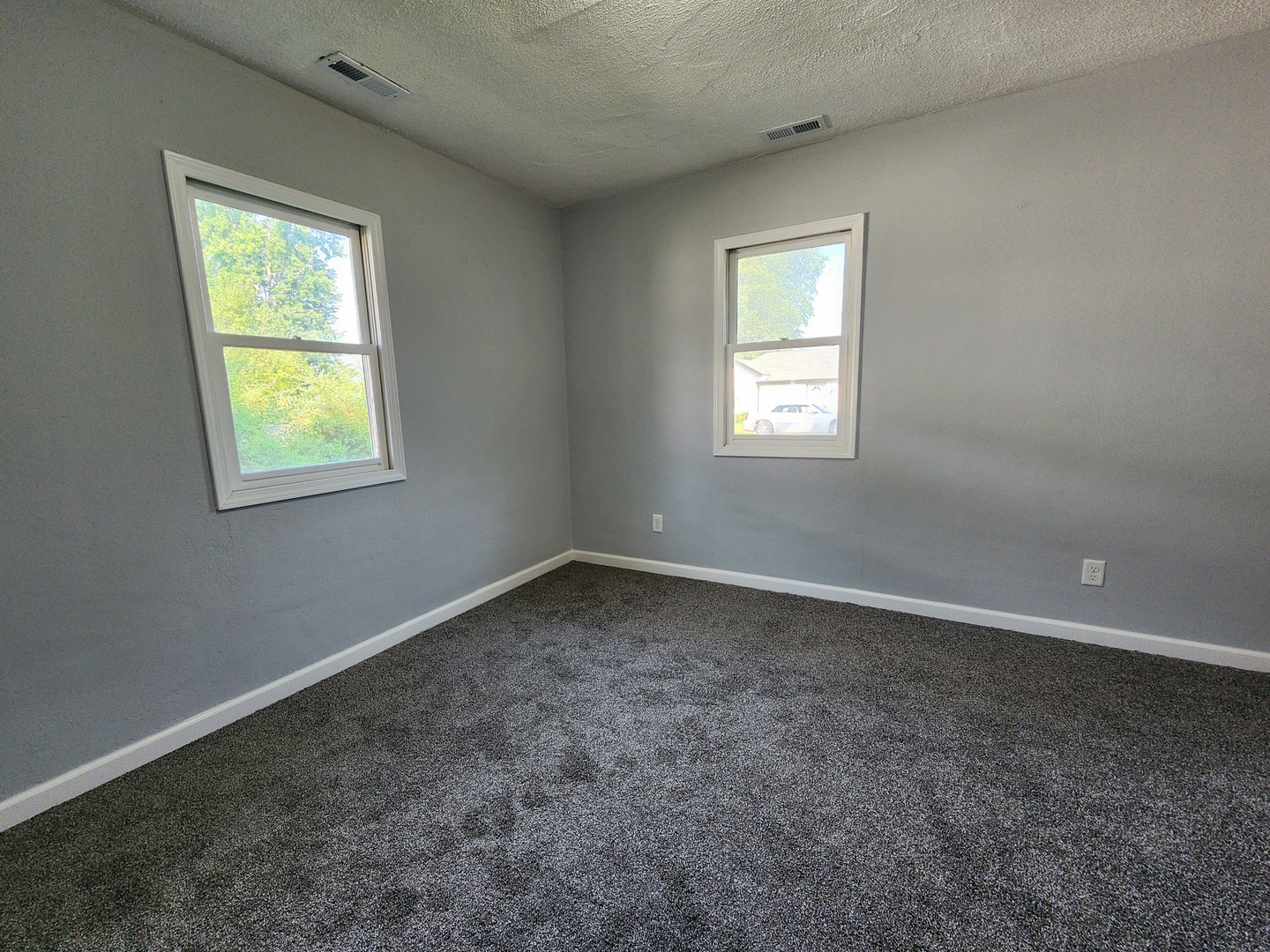 113 N Cambria Street Property Photo 9