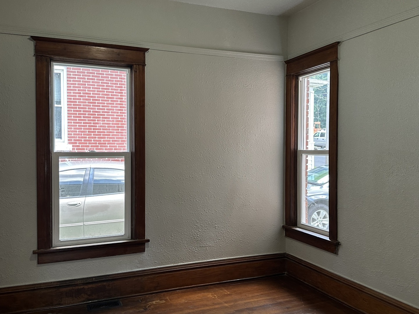 202 Clay Street Property Photo 10