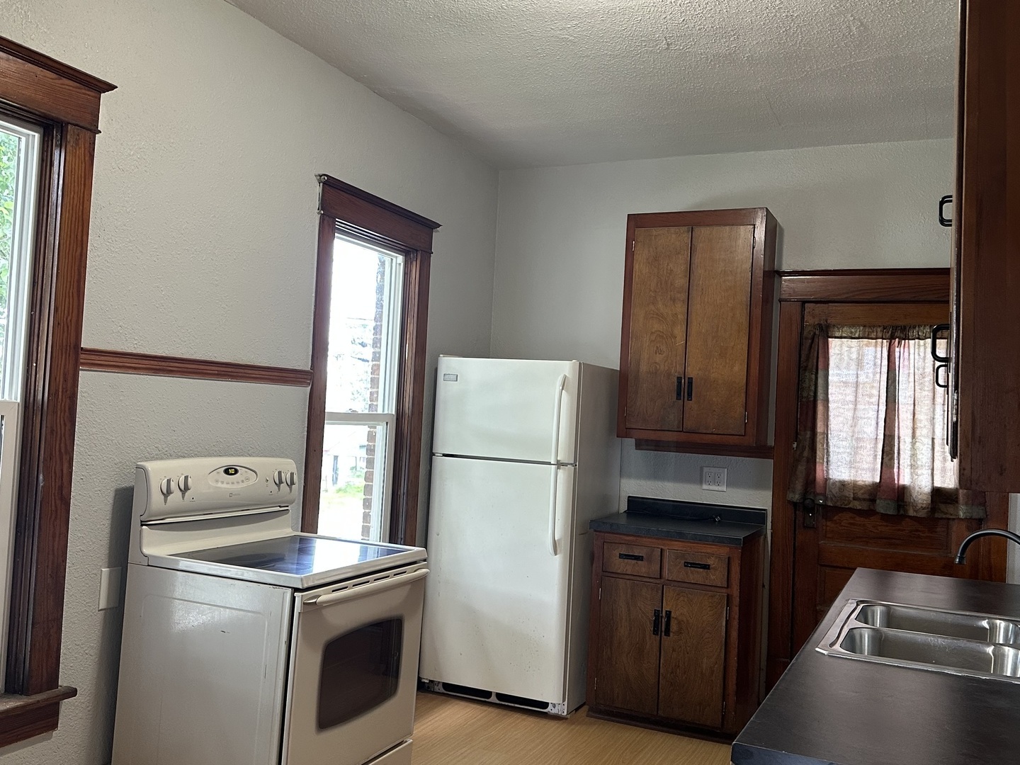 202 Clay Street Property Photo 18