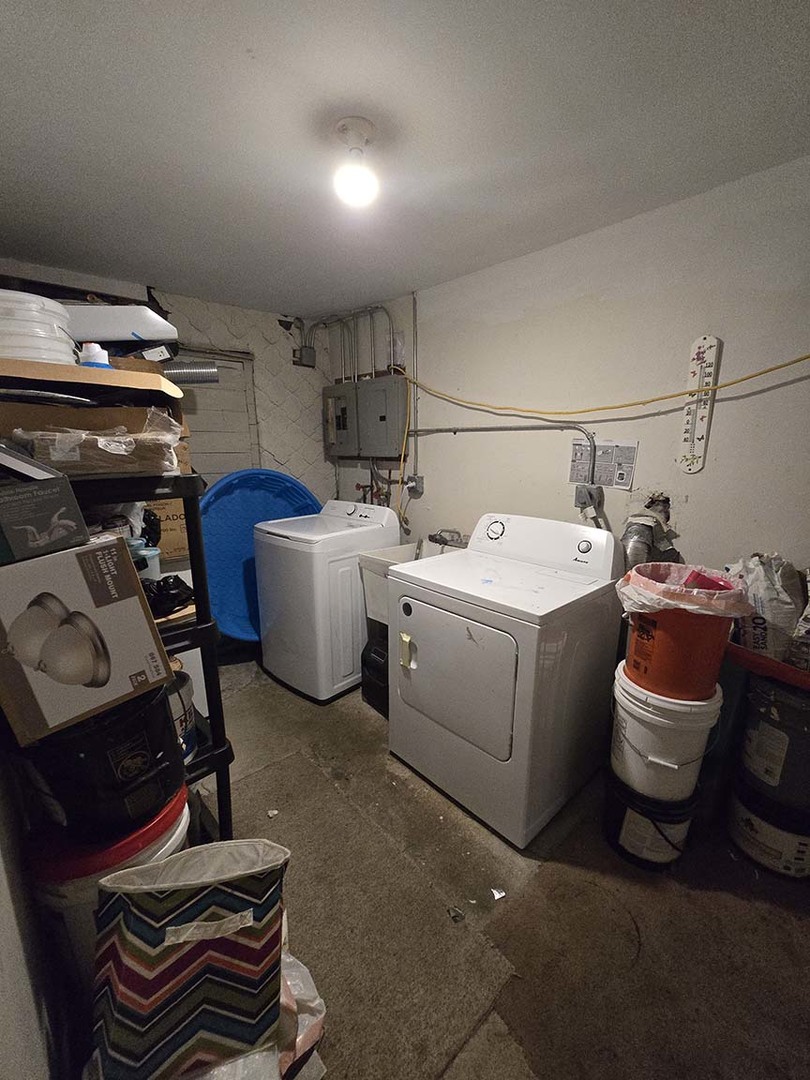4602 N Karlov Avenue Property Photo 21