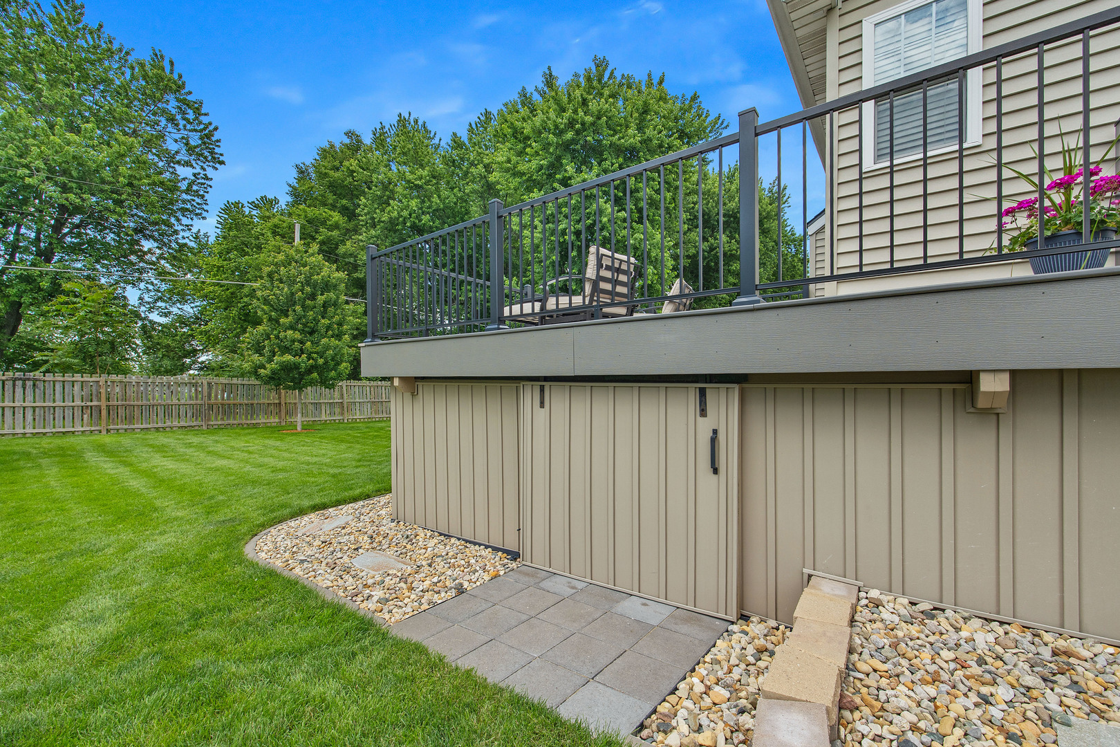 2911 Breezewood Boulevard Property Photo 40