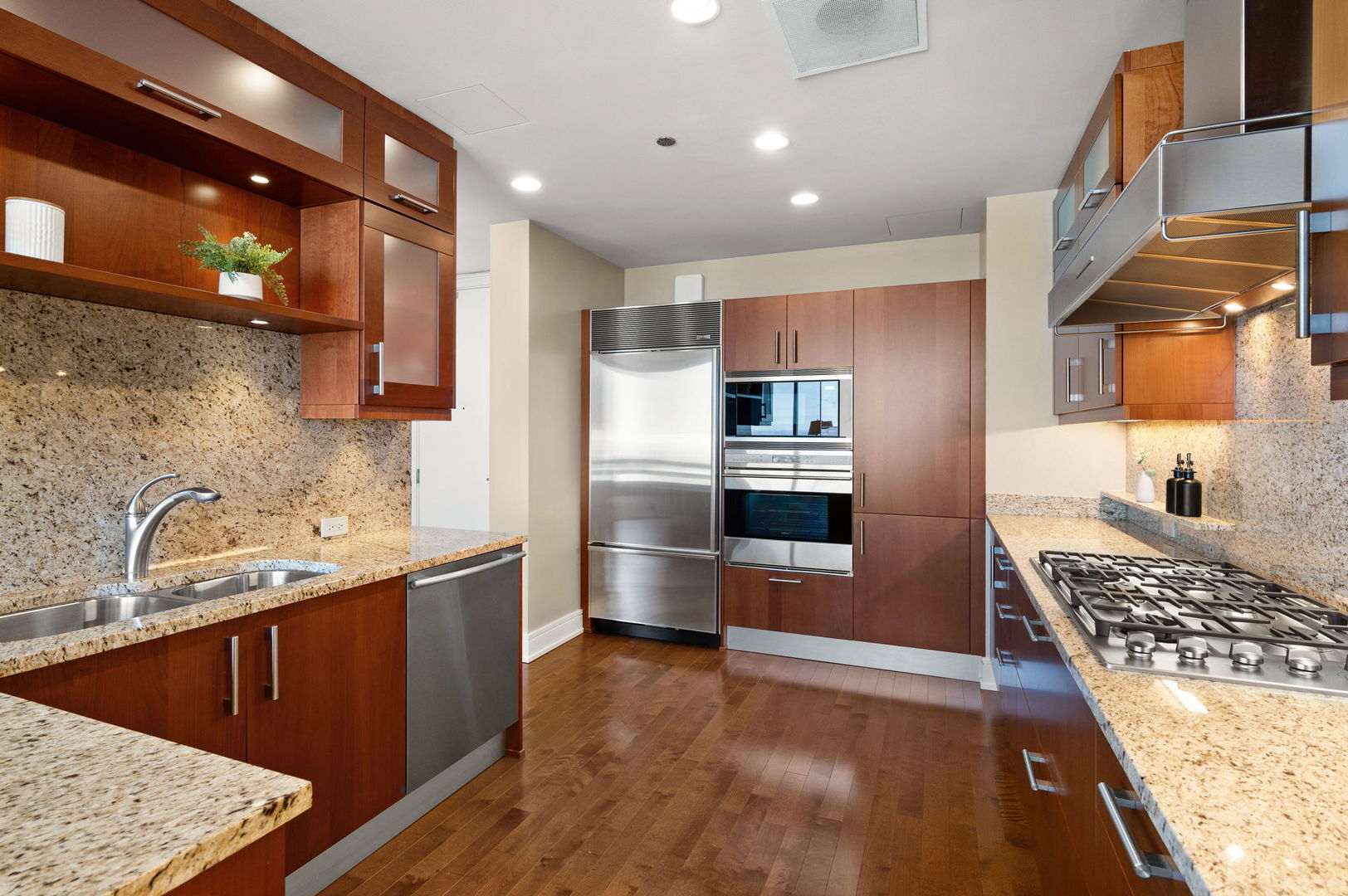 401 N Wabash Avenue 79b Property Photo 13