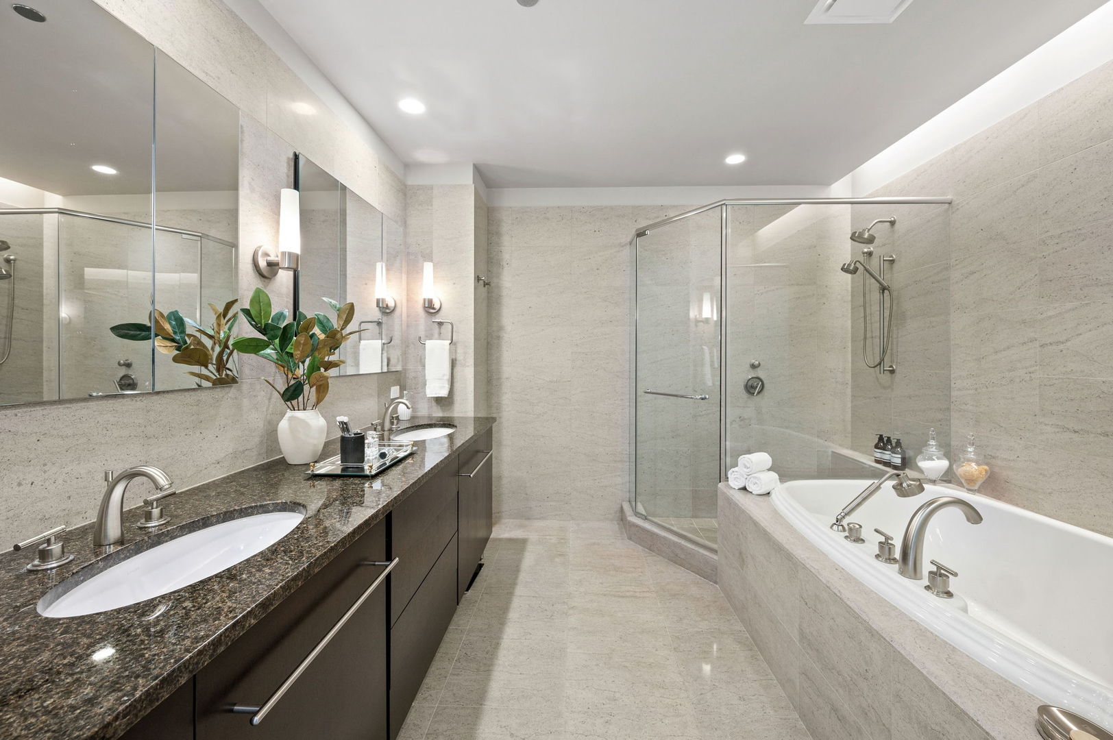 401 N Wabash Avenue 79b Property Photo 23