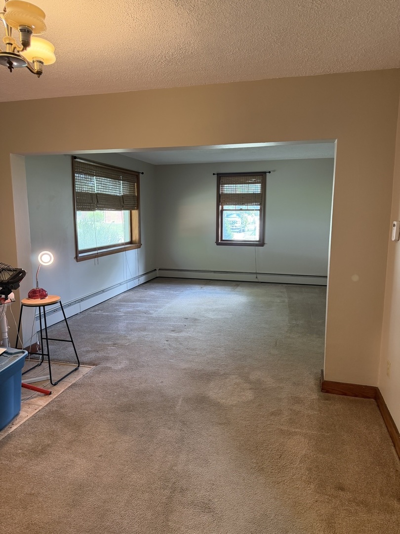 110 E Kaskaskia Street Property Photo 9