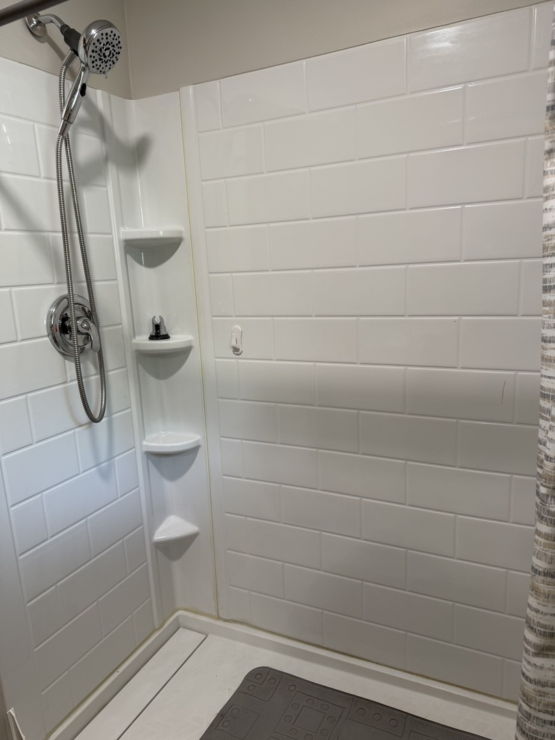 110 E Kaskaskia Street Property Photo 21