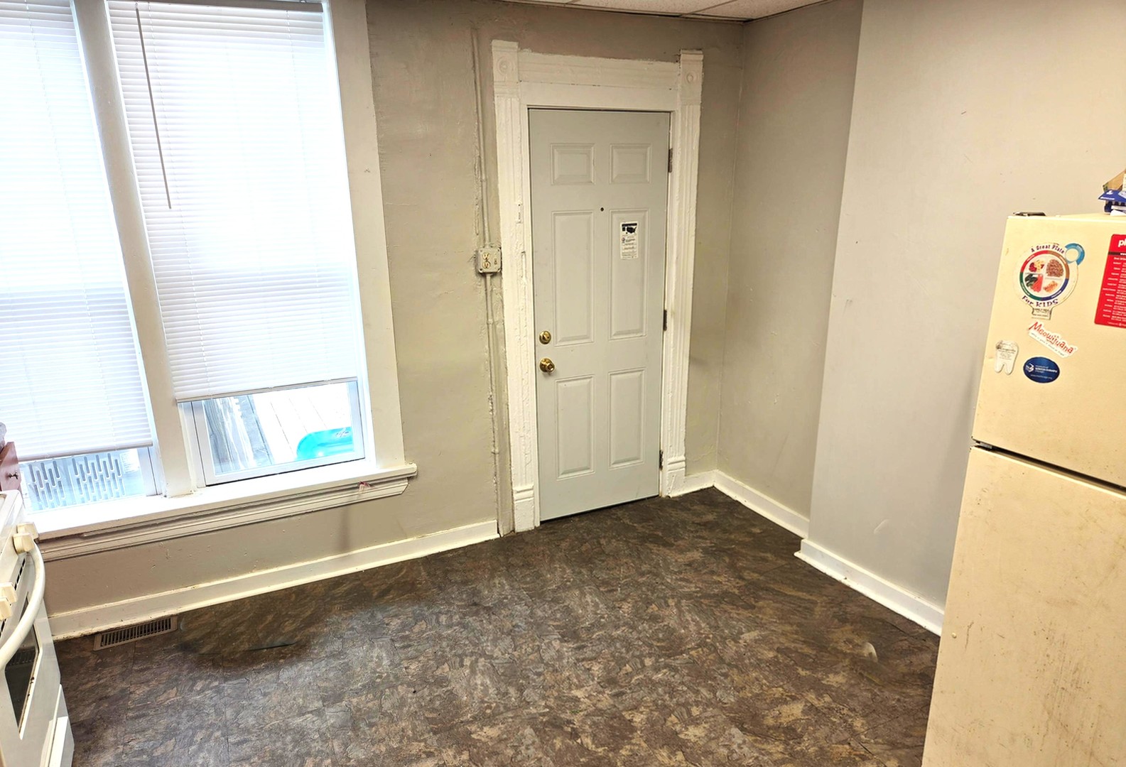 7410 S Wentworth Avenue Property Photo 12