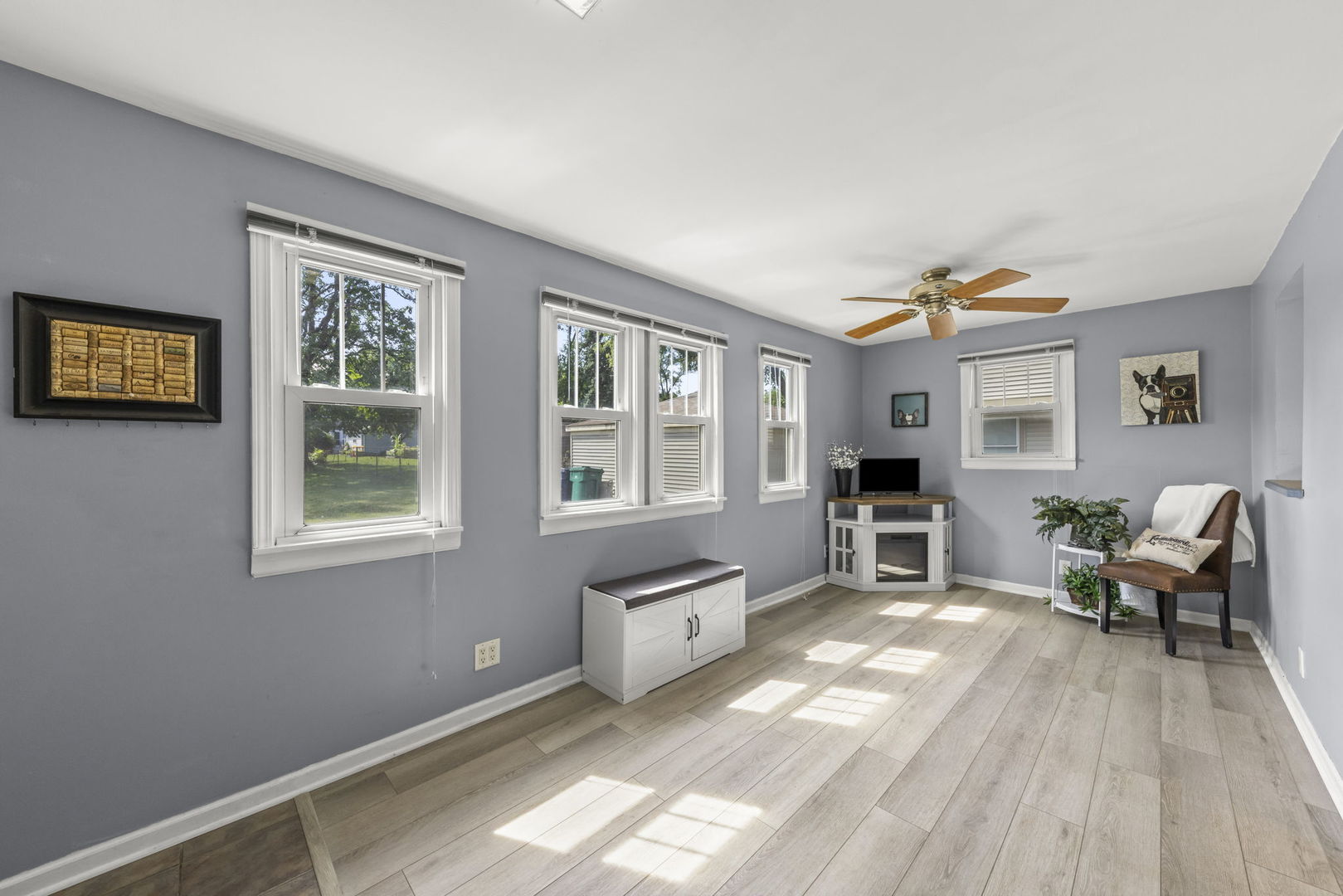 358 N Fairfield Avenue Property Photo 8