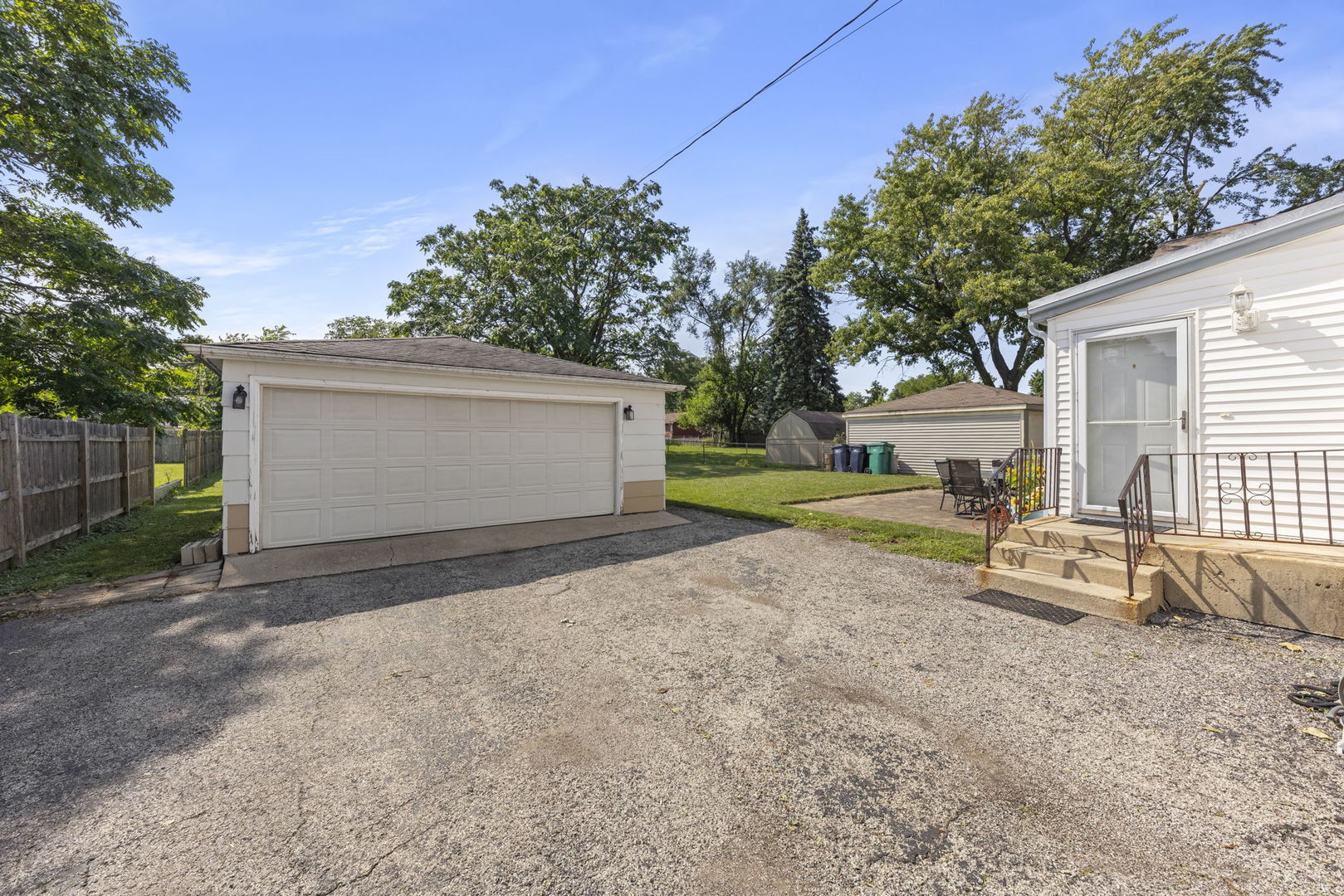 358 N Fairfield Avenue Property Photo 19