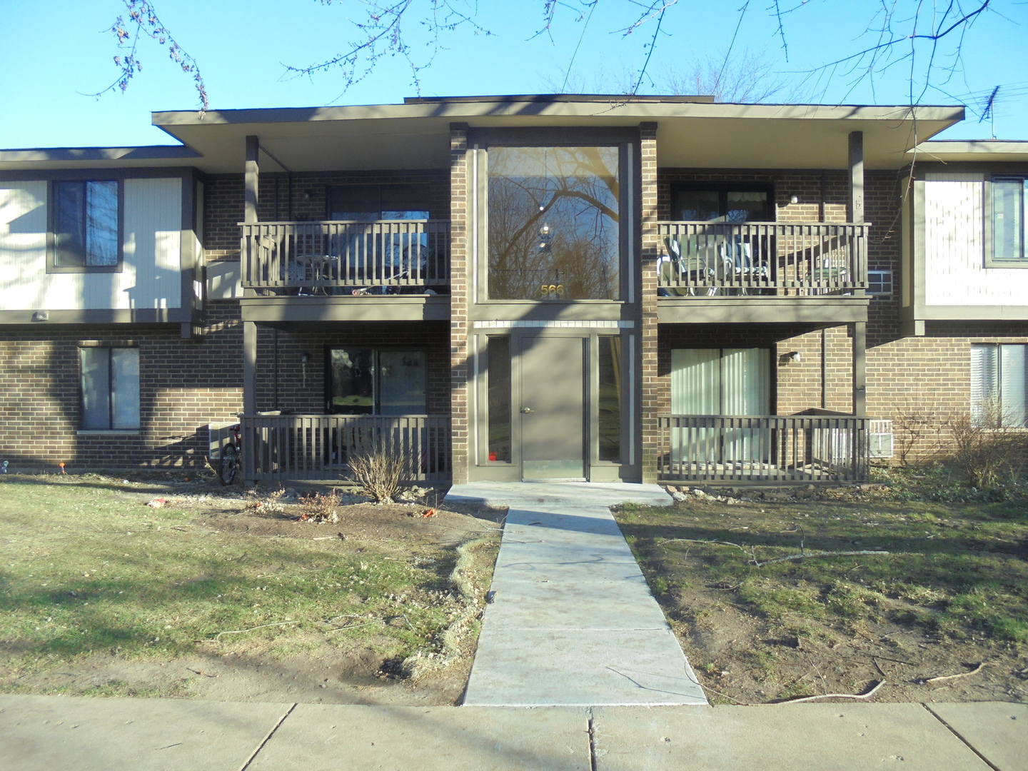 566 Somerset Lane 2 Property Photo 1