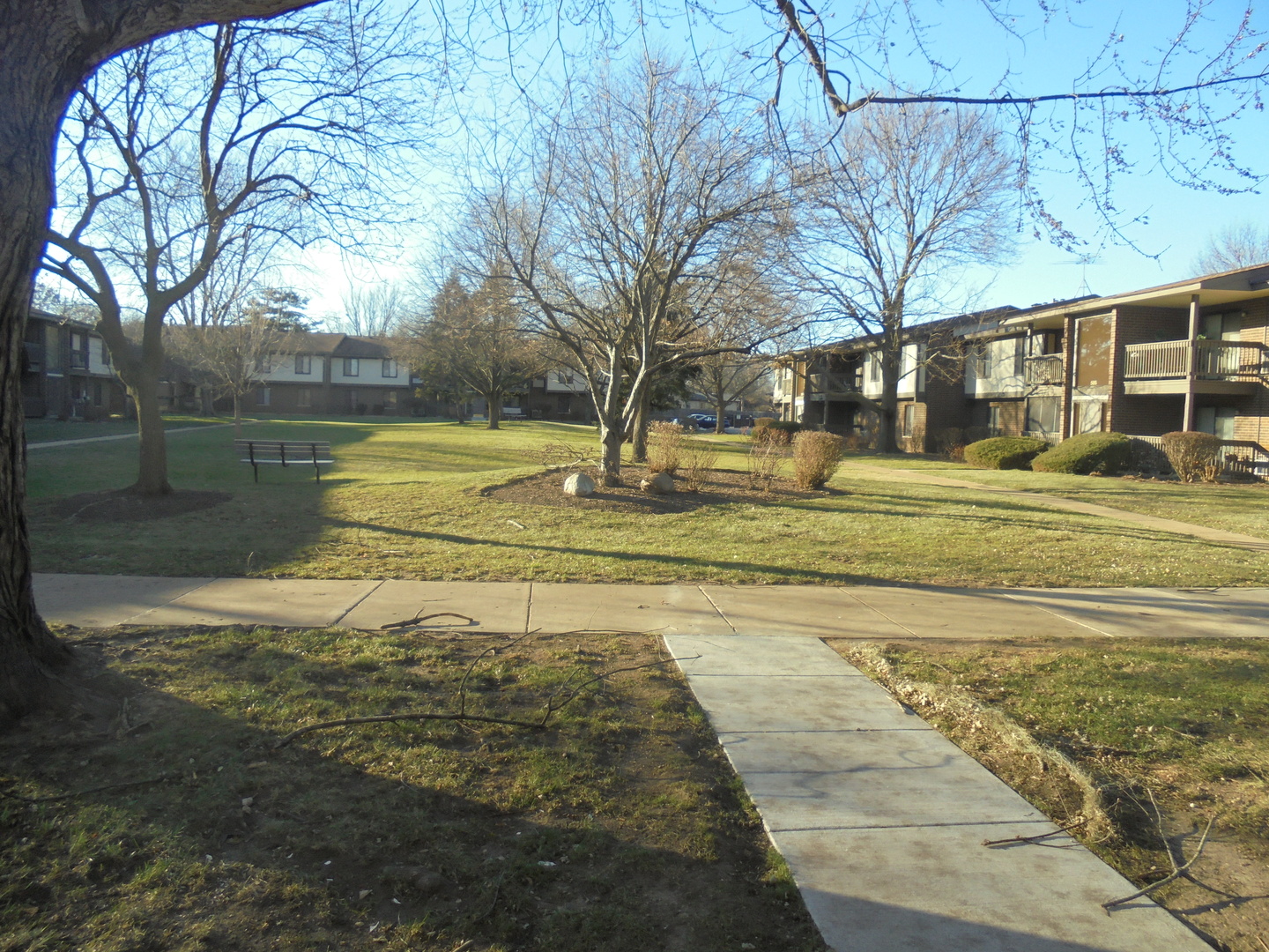 566 Somerset Lane 2 Property Photo 3