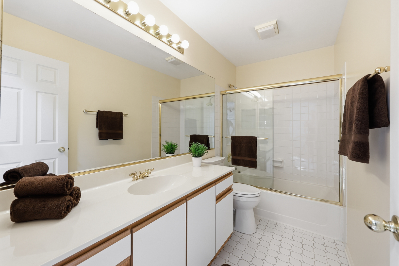 1537 Stevens Drive Property Photo 21