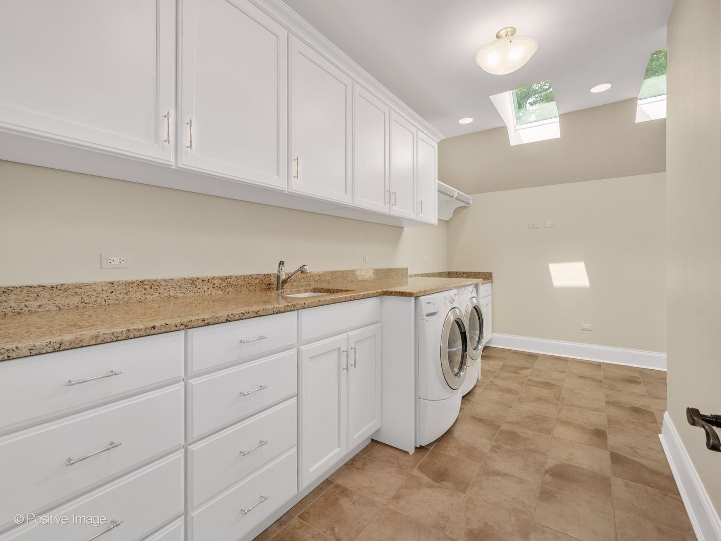 516 N Clay Street Property Photo 27