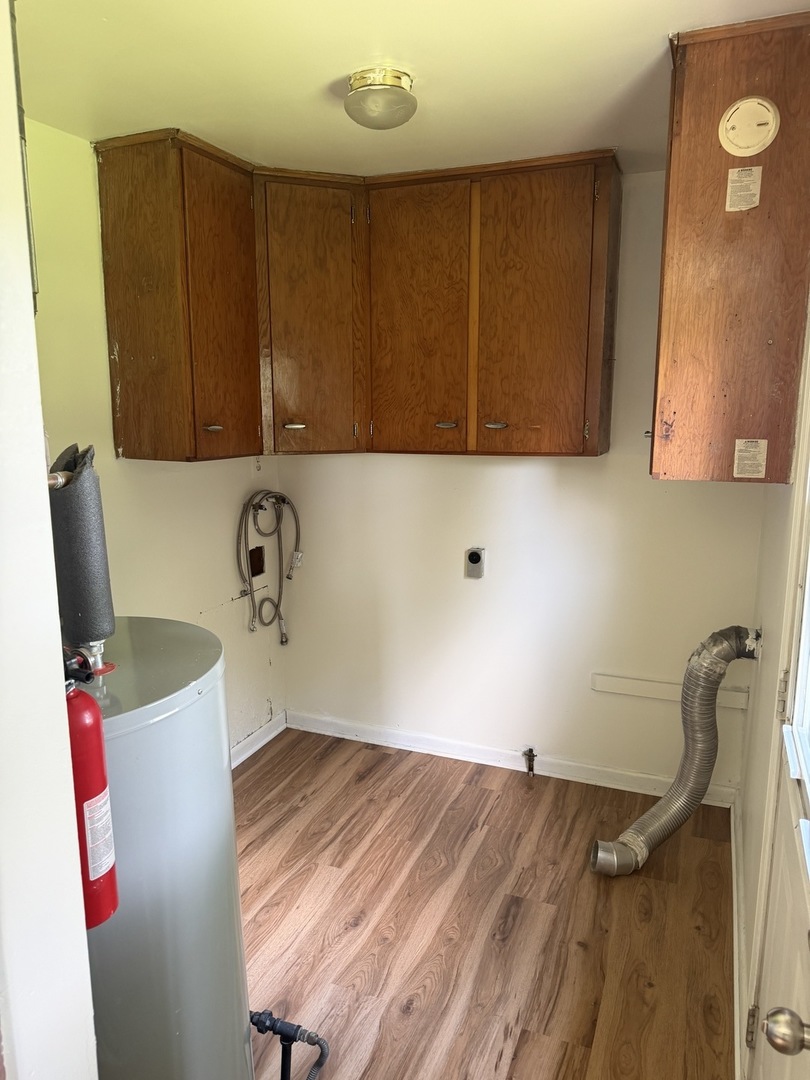 1129 E Main Street Property Photo 11