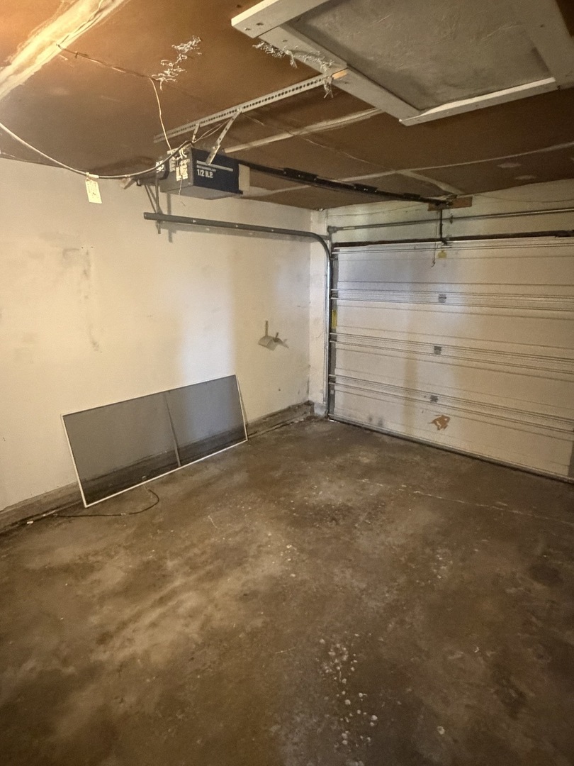 1129 E Main Street Property Photo 22