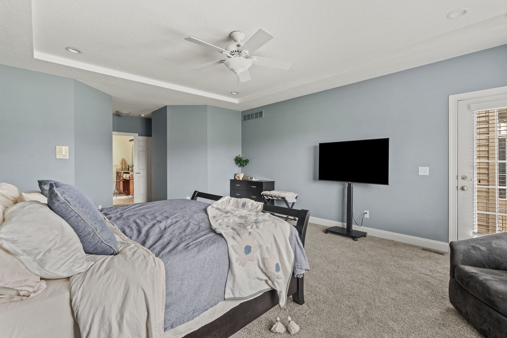 6404 Forest Road Property Photo 23