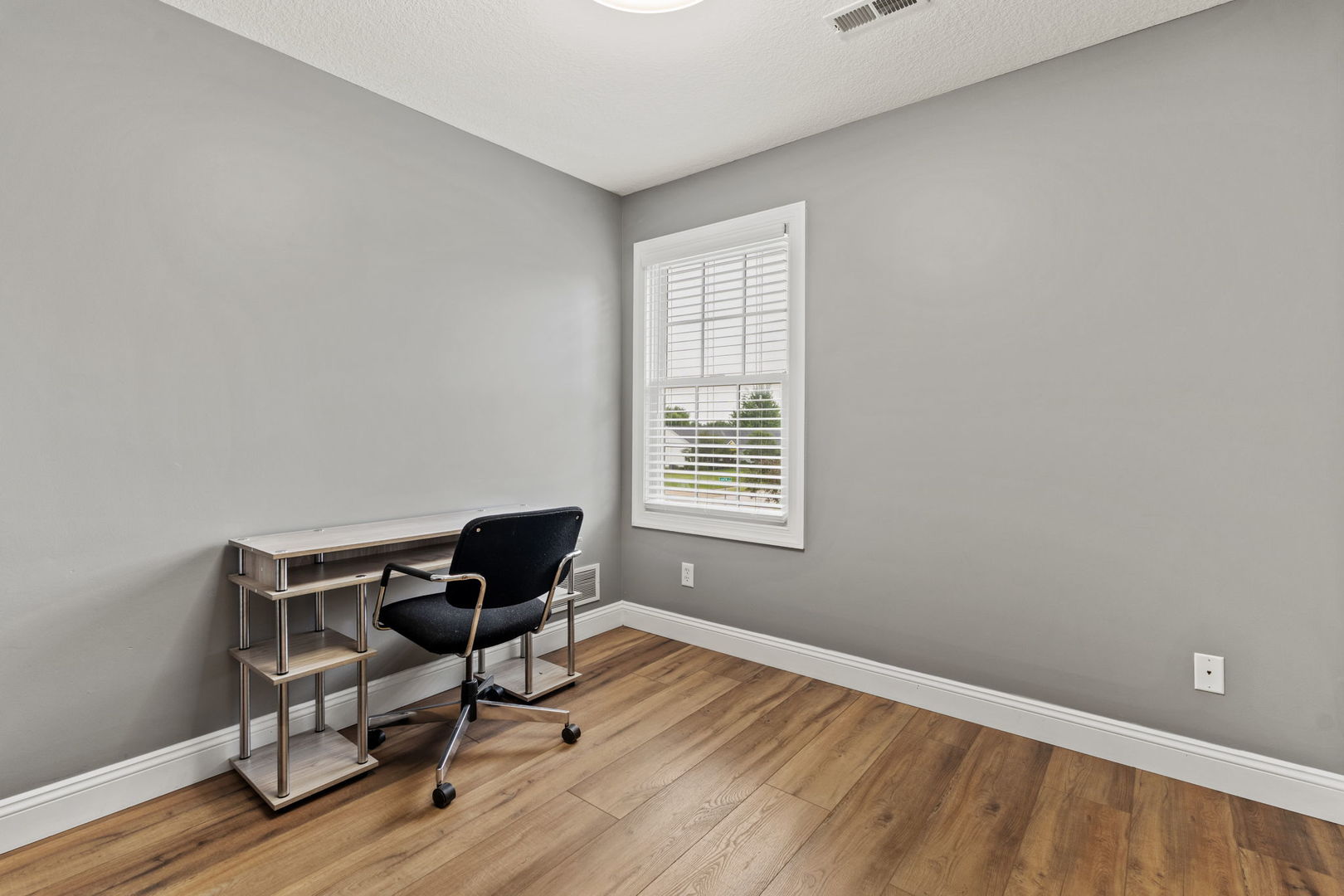 6404 Forest Road Property Photo 31