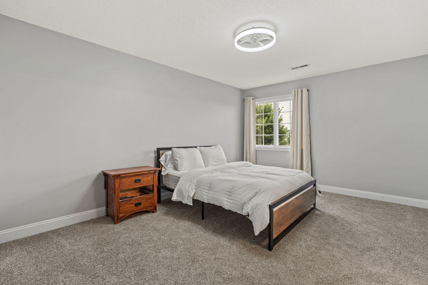 6404 Forest Road Property Photo 33