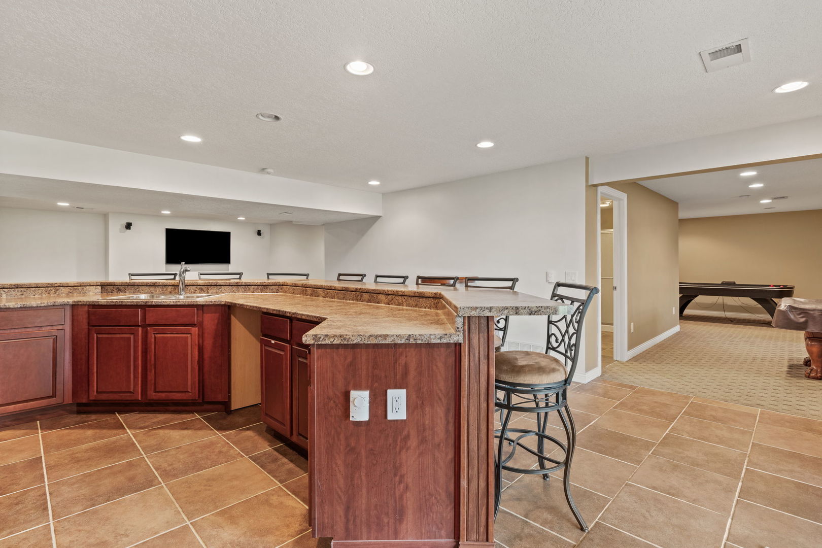 6404 Forest Road Property Photo 43