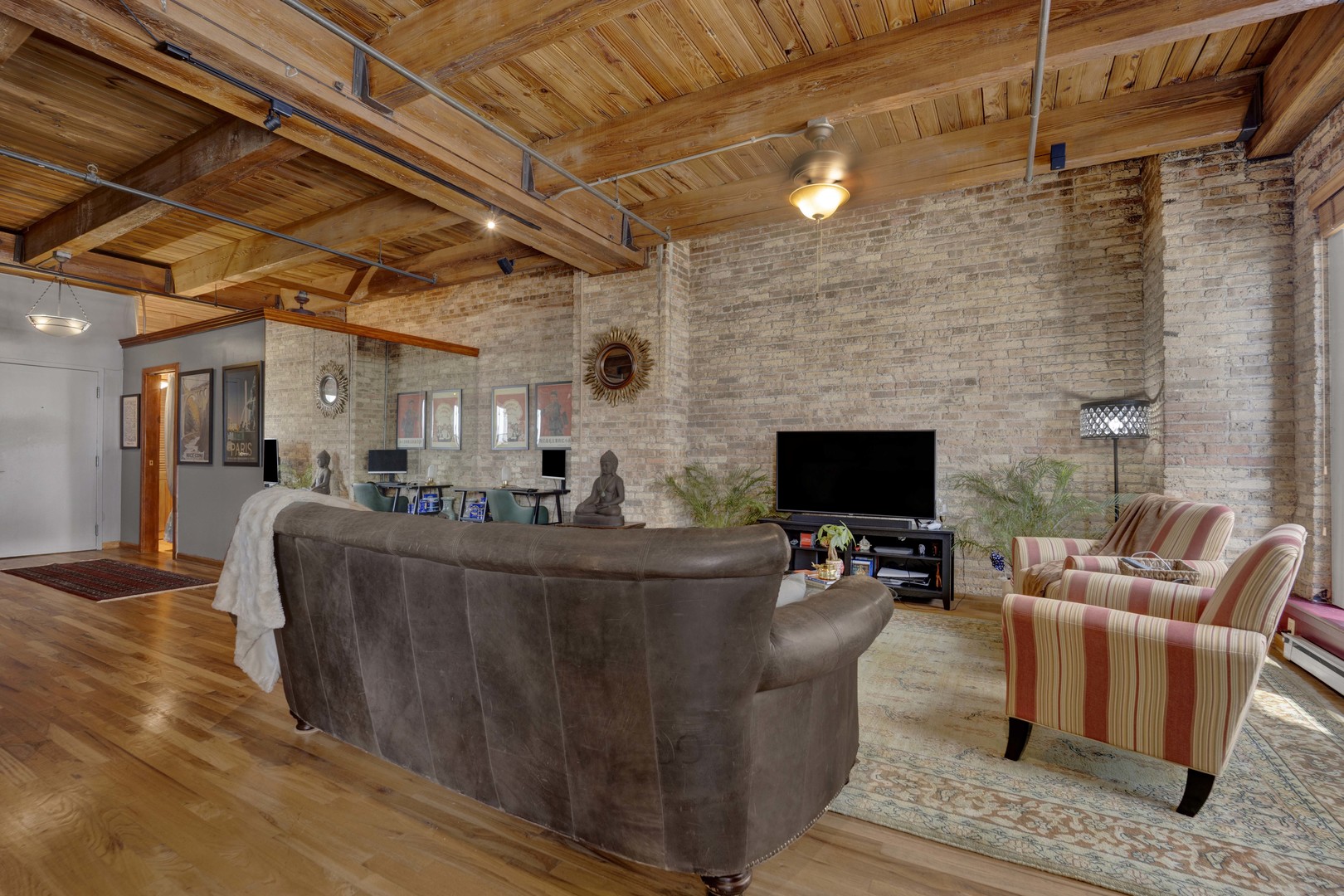 540 N Lake Shore Drive 225 Property Photo 5