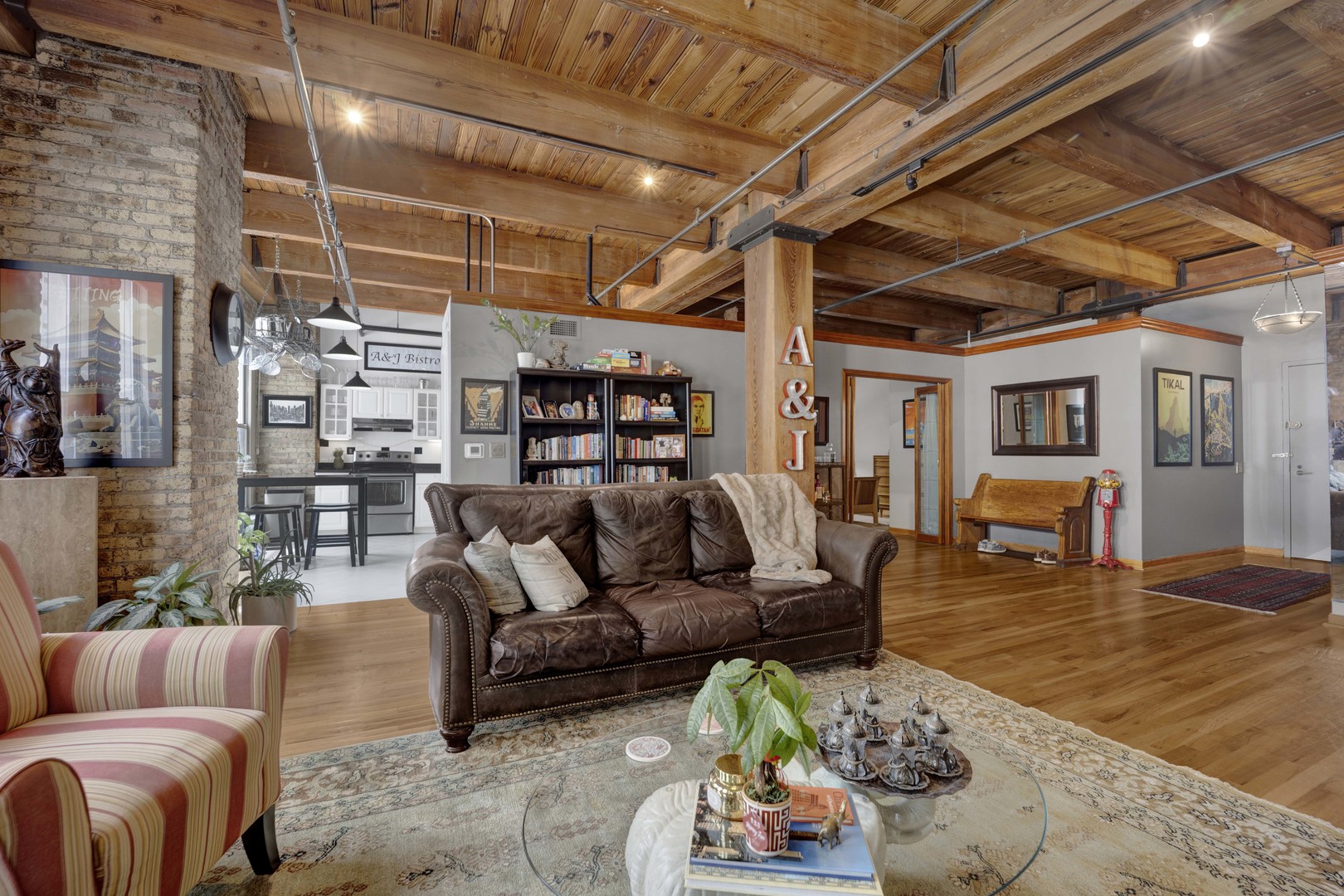 540 N Lake Shore Drive 225 Property Photo 6