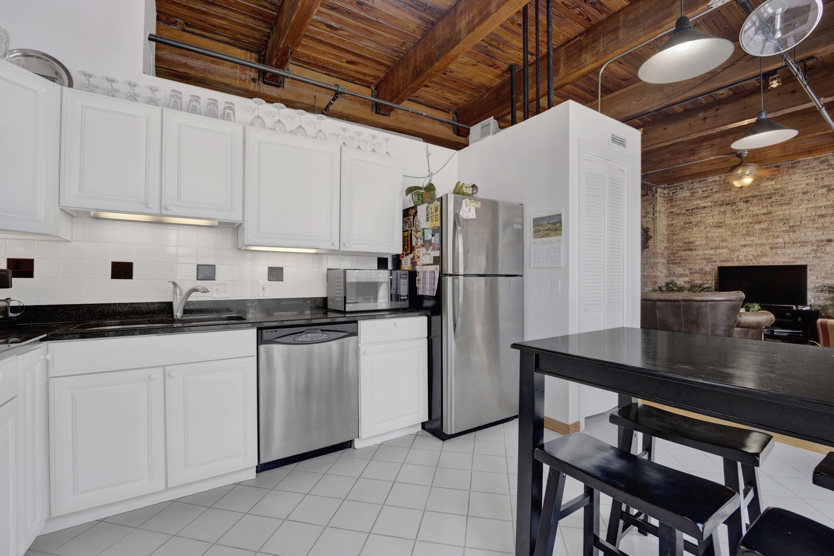 540 N Lake Shore Drive 225 Property Photo 9
