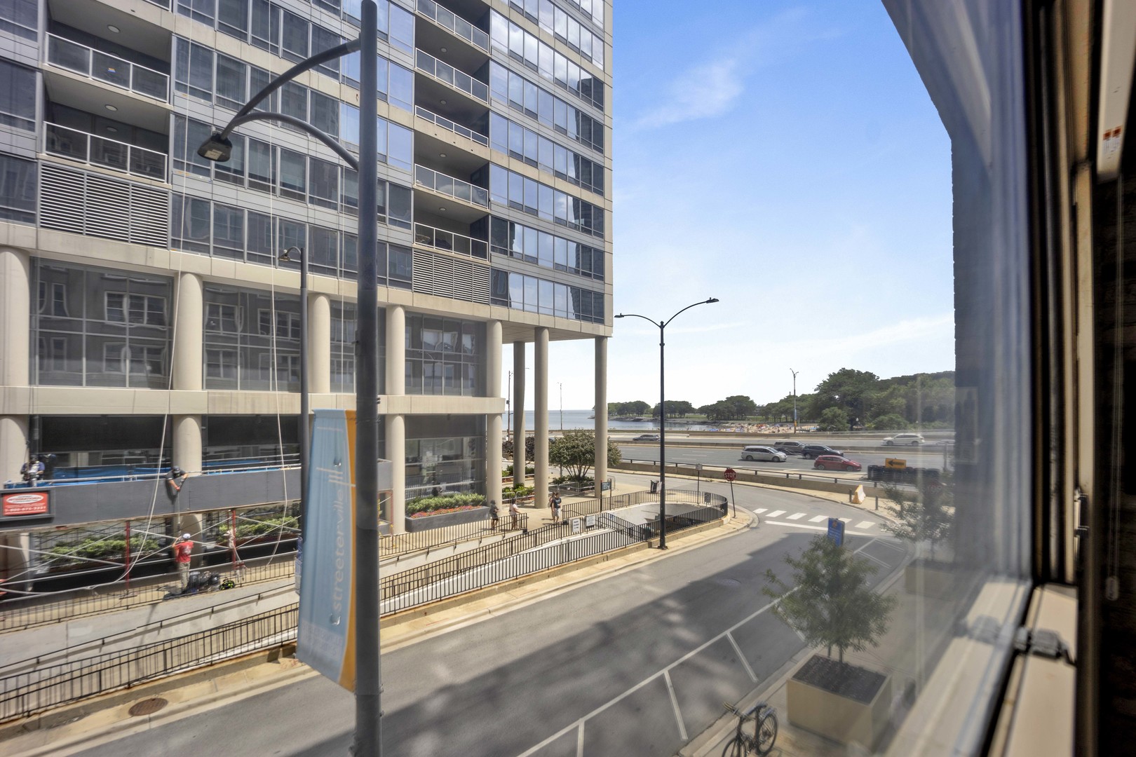 540 N Lake Shore Drive 225 Property Photo 18