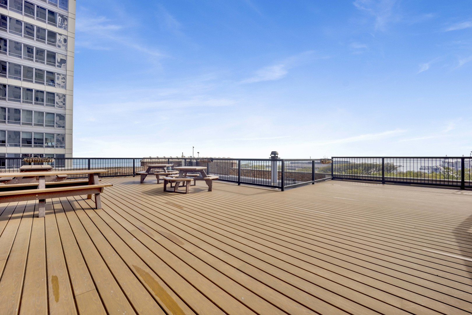 540 N Lake Shore Drive 225 Property Photo 19