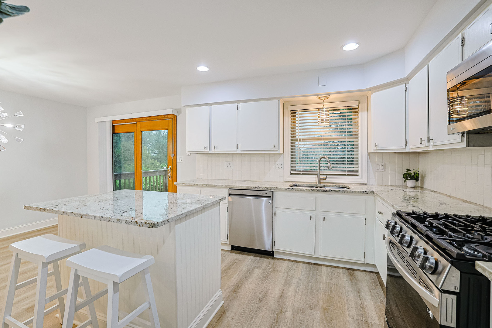 10120 Sunridge Drive Property Photo 16
