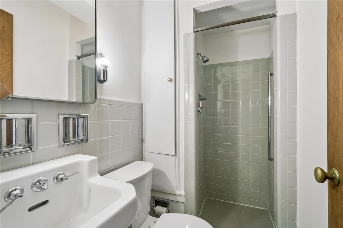1856 Sherman Avenue 6sc Property Photo 15