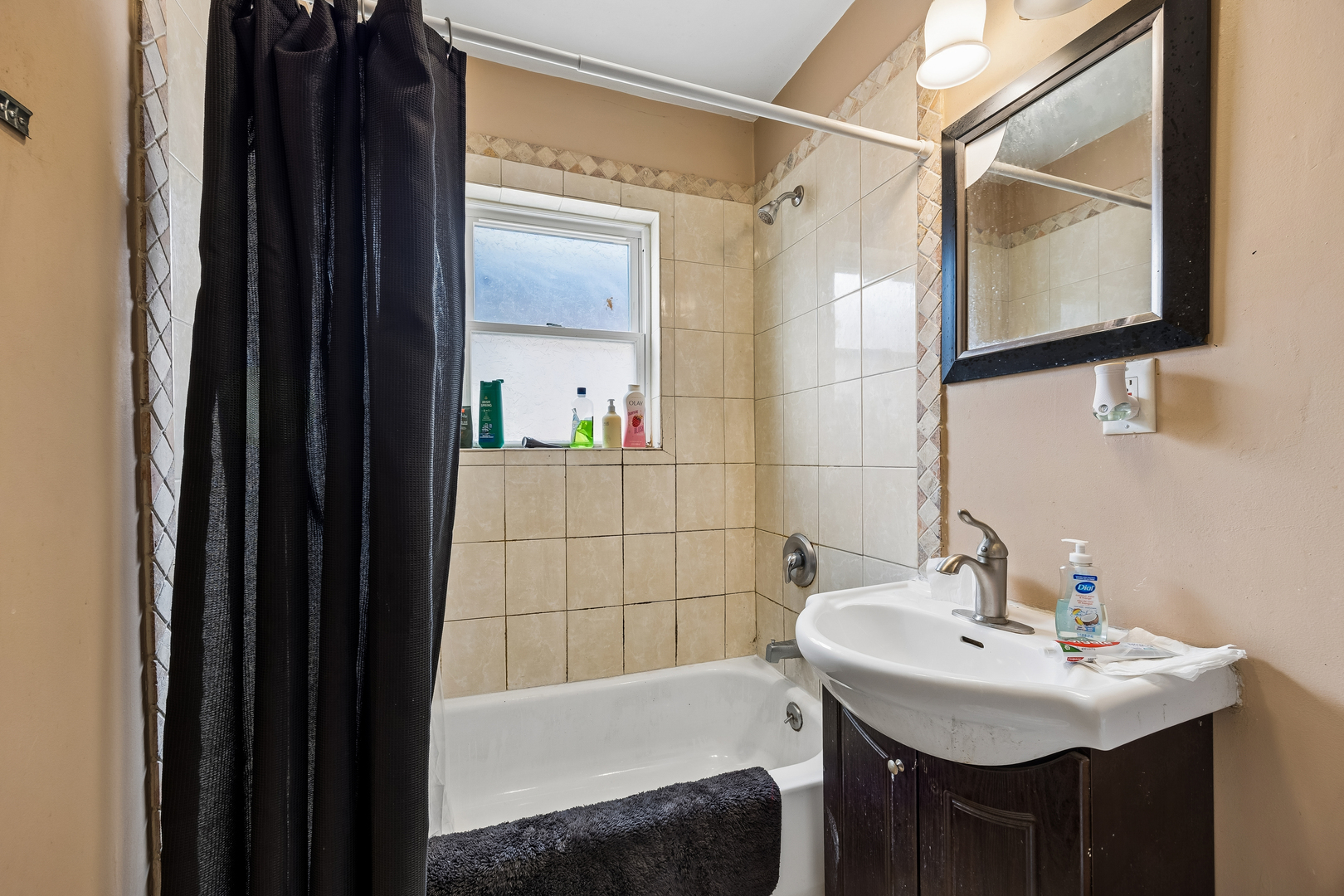 12910 S Green Street Property Photo 11