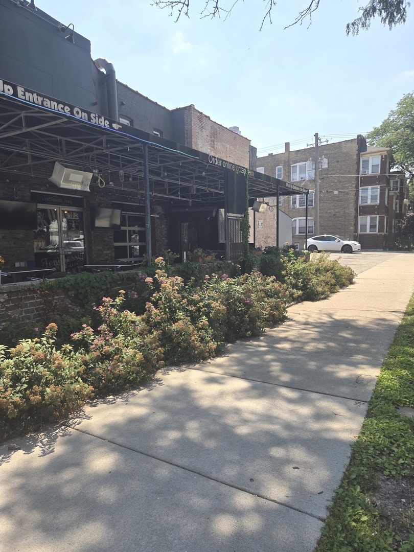 4620 N Kedzie Avenue Commercial Property Photo 8