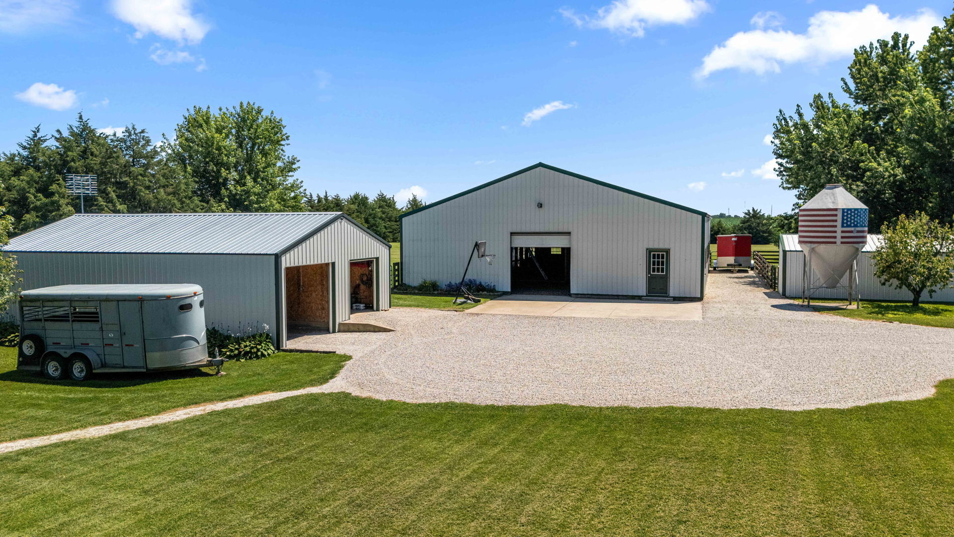 1392 Red Brick Road Property Photo 6