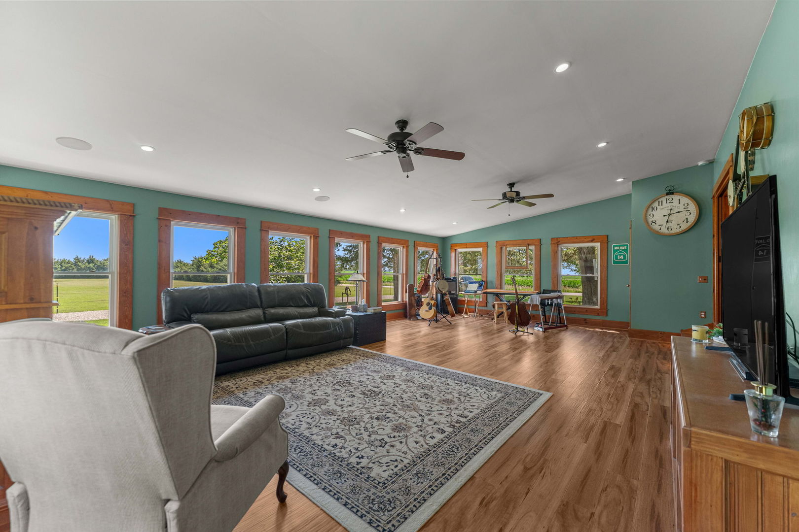 1392 Red Brick Road Property Photo 12