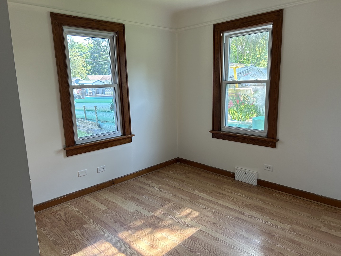 25080 W Il 173 Route 1 Property Photo 6