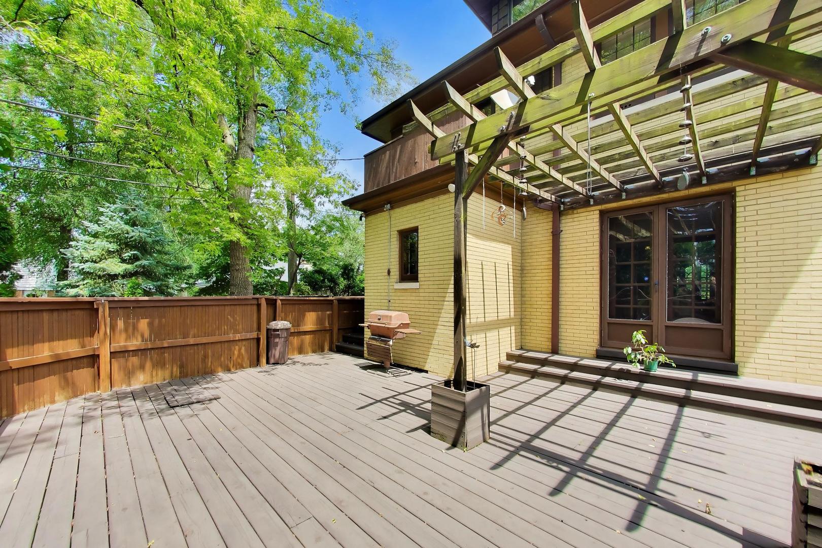612 Ridge Avenue Property Photo 26