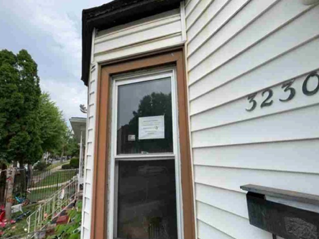 3230 W 62nd Place Property Photo 4