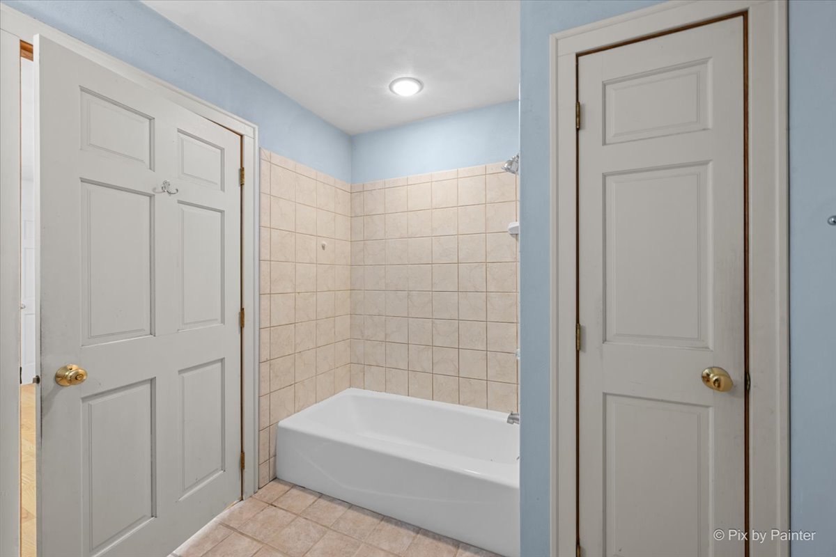 4703 N Waltshire Lane Property Photo 24