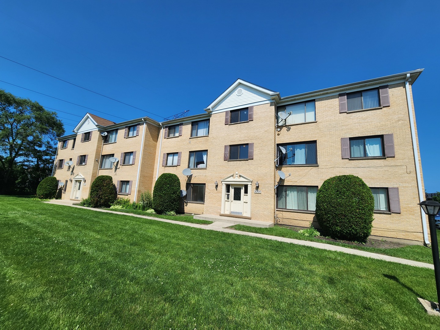9300 HAMILTON Court D1 Property Photo 1