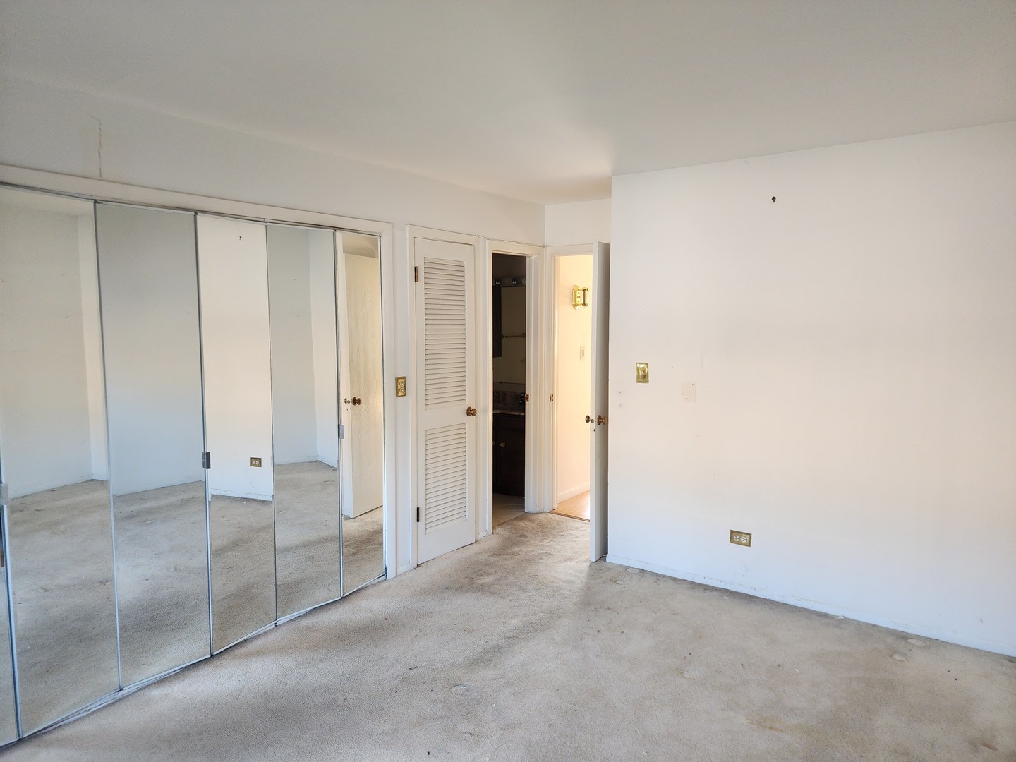 9300 Hamilton Court D1 Property Photo 7