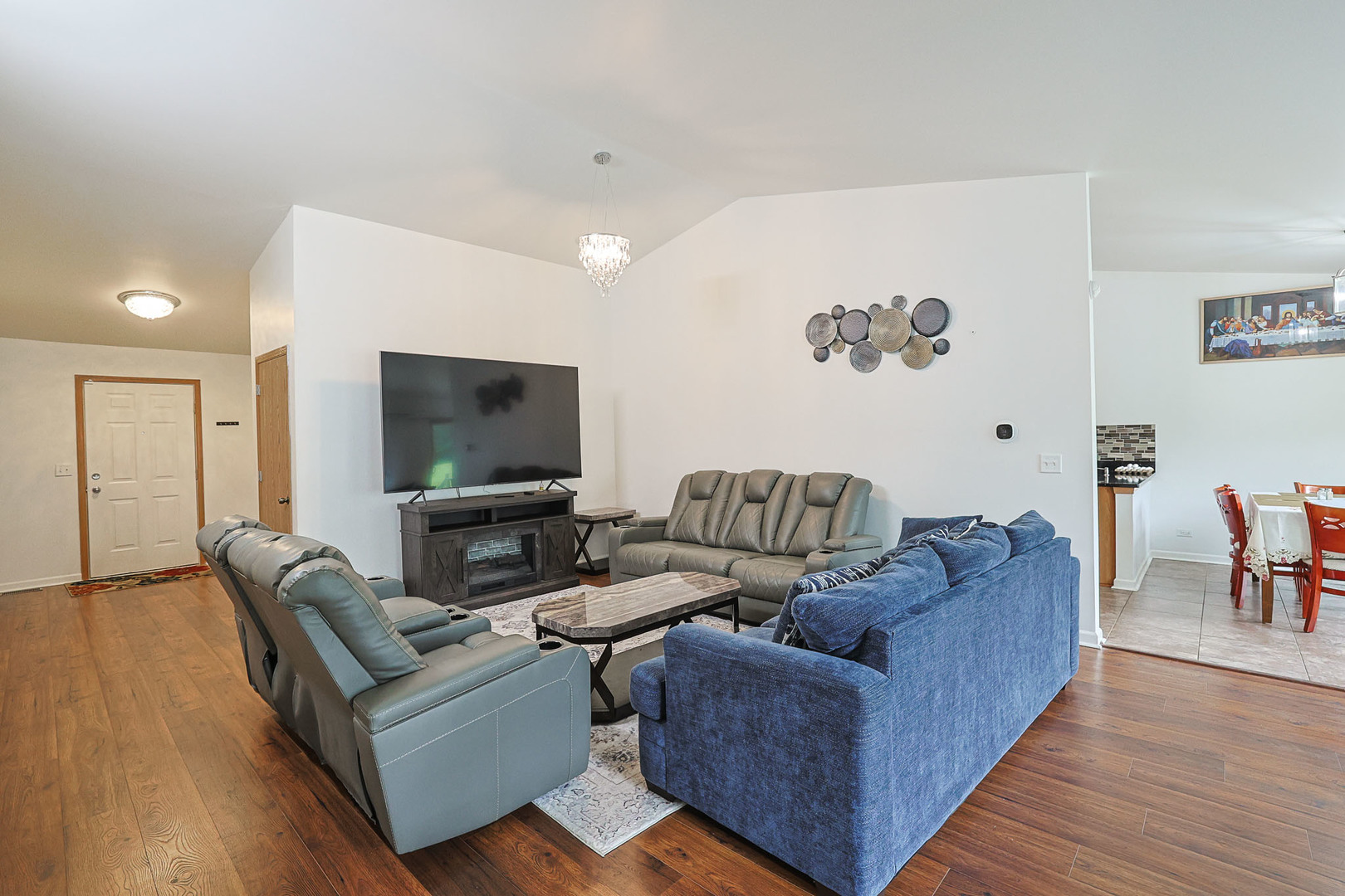 39764 Waterloo Drive Property Photo 3