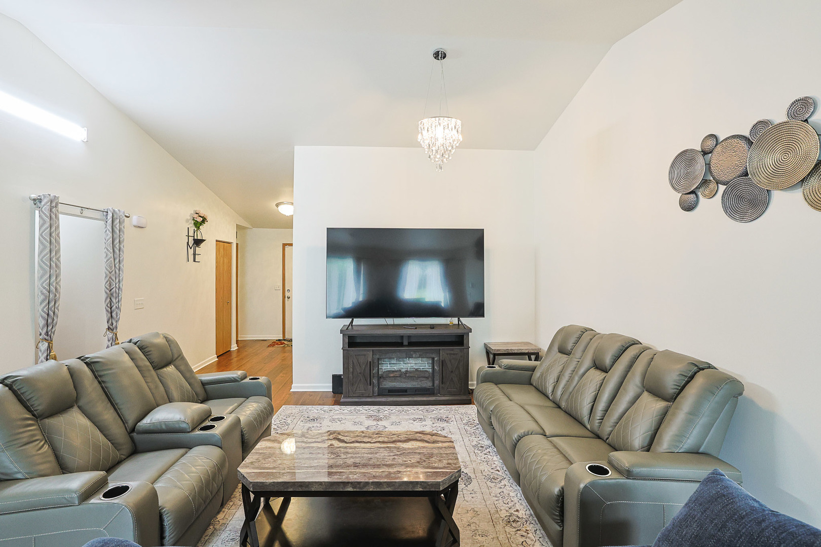 39764 Waterloo Drive Property Photo 4