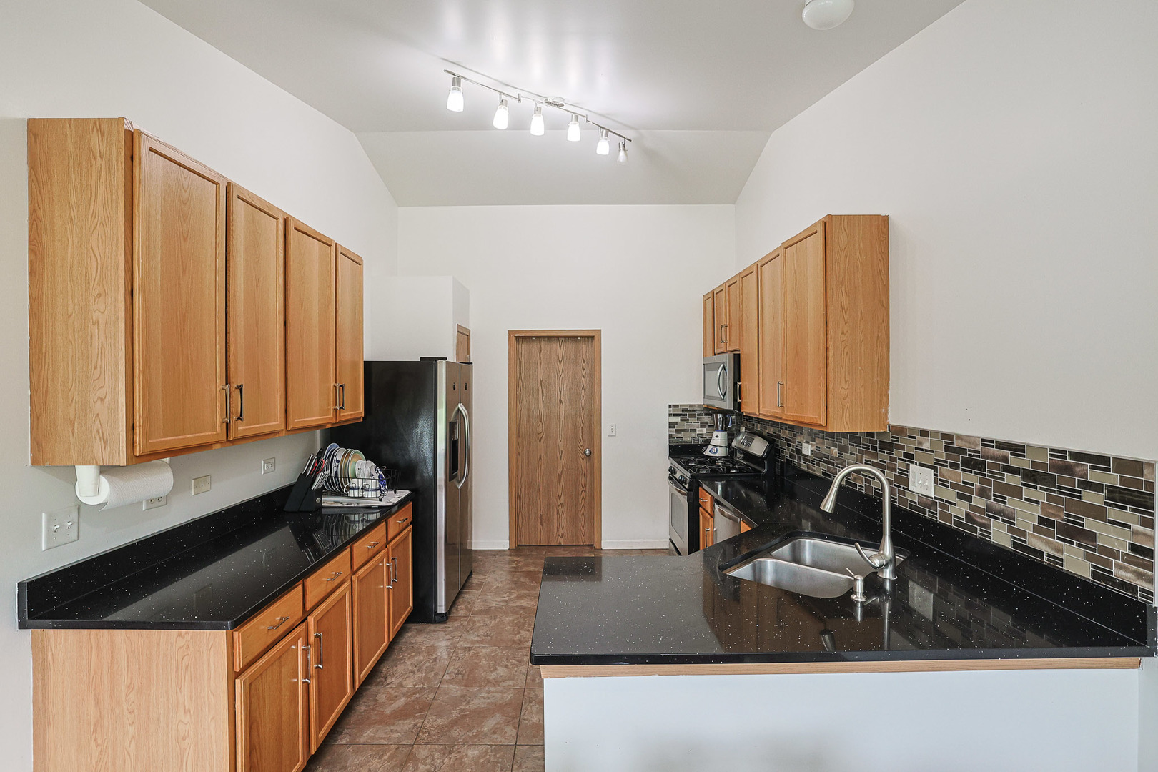 39764 Waterloo Drive Property Photo 6
