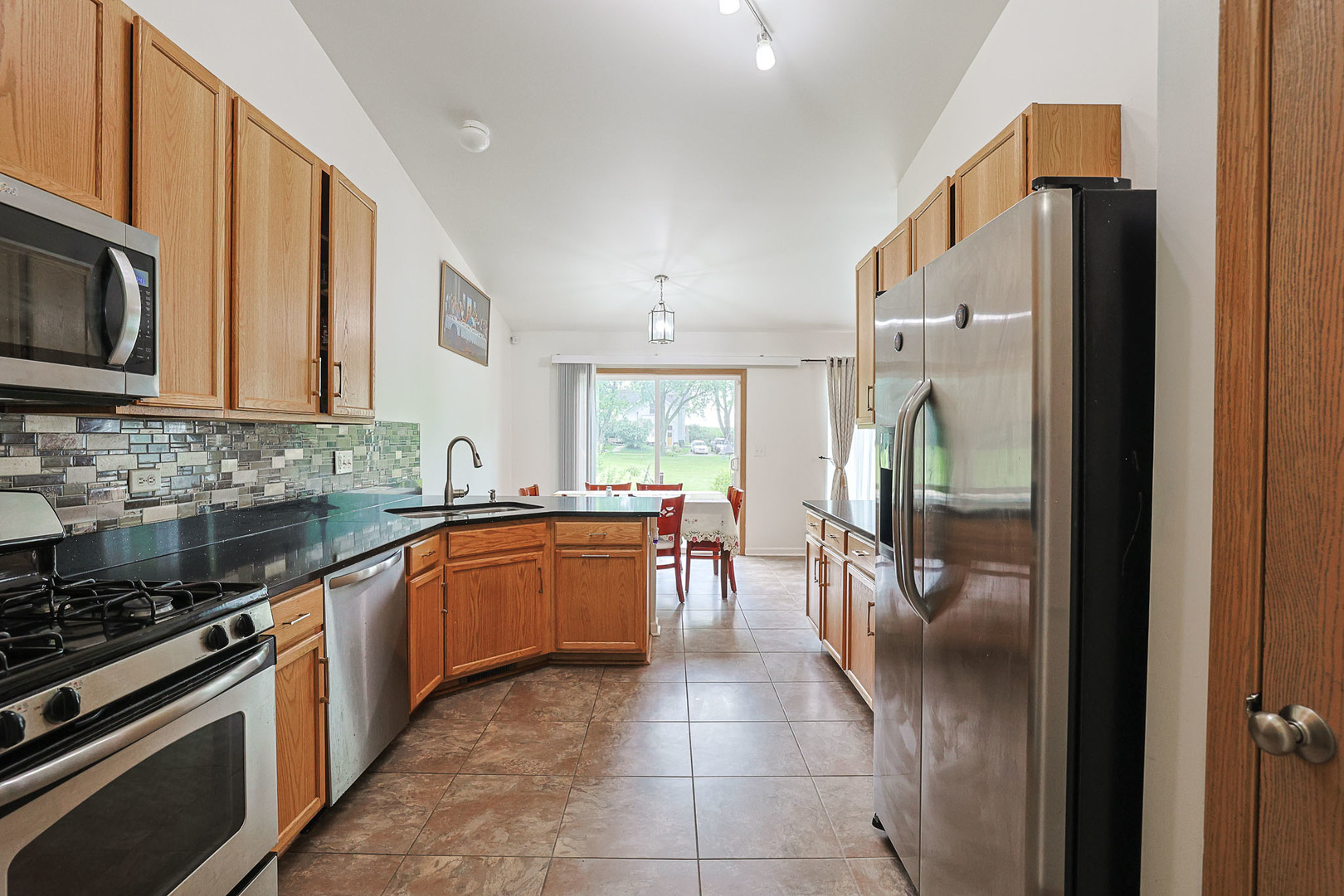 39764 Waterloo Drive Property Photo 11