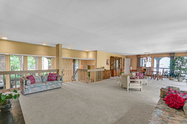 2817 Chariot Lane Property Photo 8